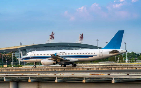 巴彦淖尔空运武汉机场